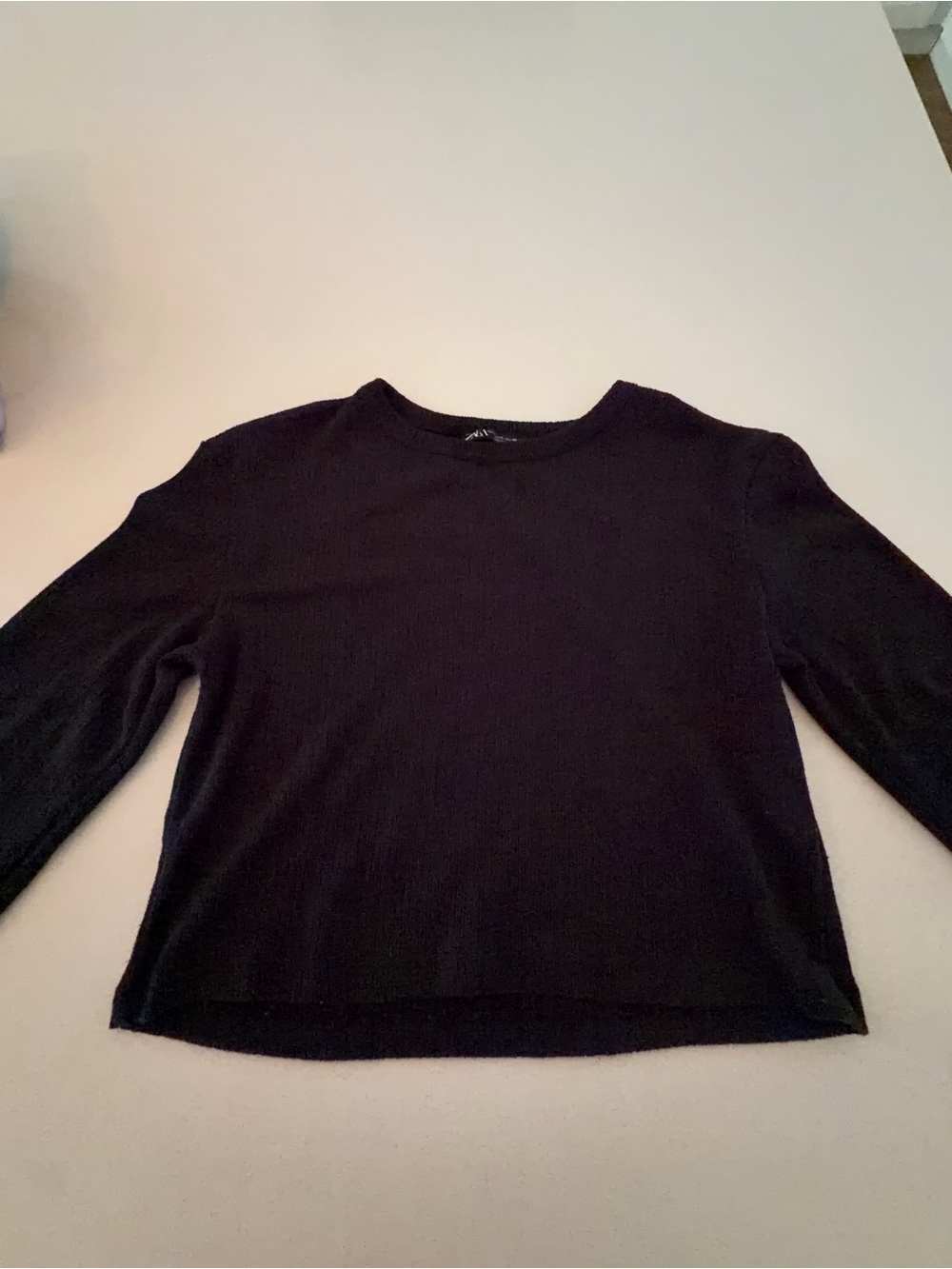 Zara Black Long Sleeve Cropped Knit Shirt